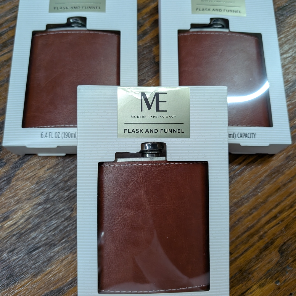 Expressions Brown Leather Flask Set with Metal Cap